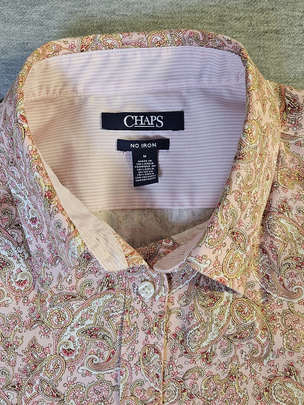 Chaps Women's No-Iron Button Down Shirt Pink Paisely Floral Cotton Blend Size M - Picture 4 of 12